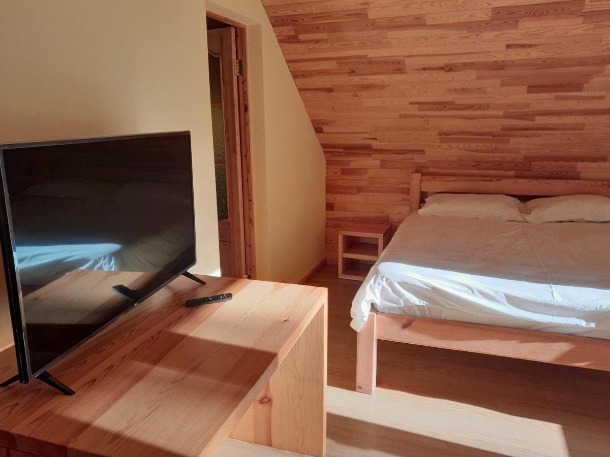Bernāti Guest House Vilcini מראה חיצוני תמונה