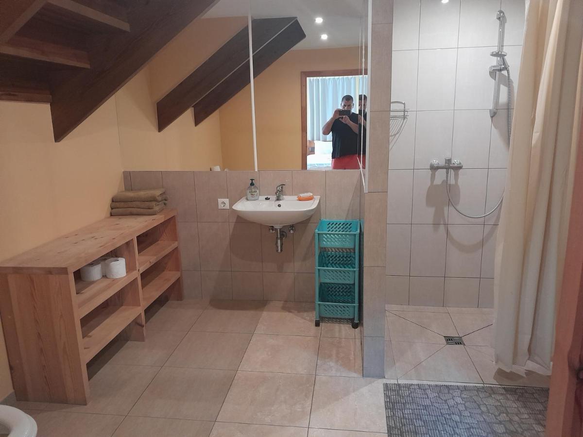 Bernāti Guest House Vilcini מראה חיצוני תמונה