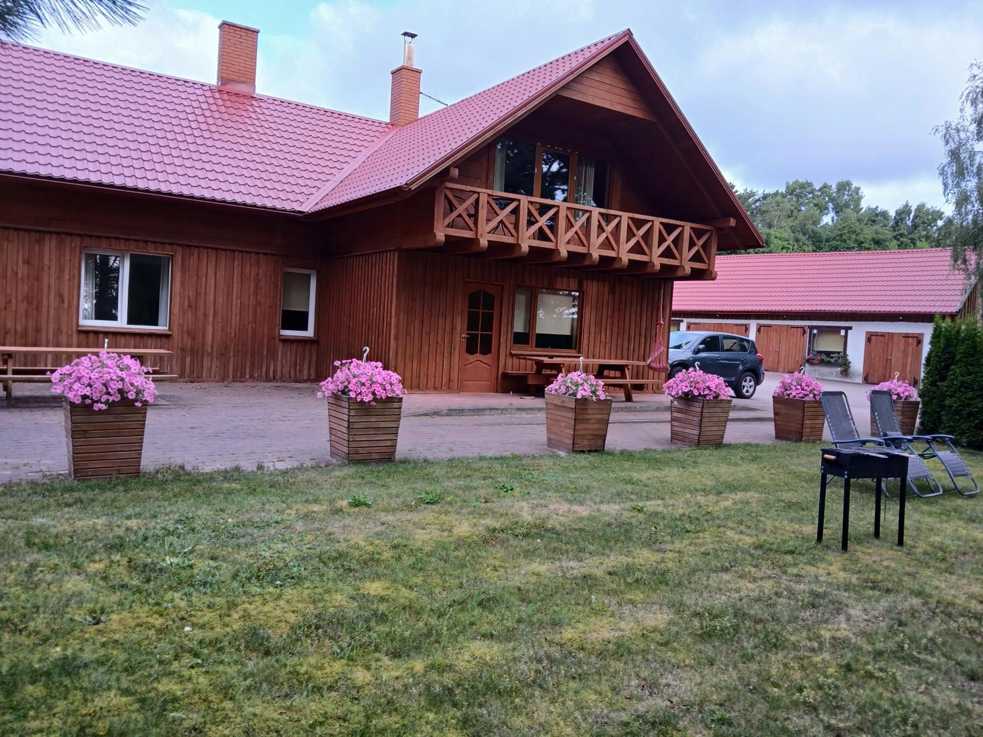 Bernāti Guest House Vilcini מראה חיצוני תמונה