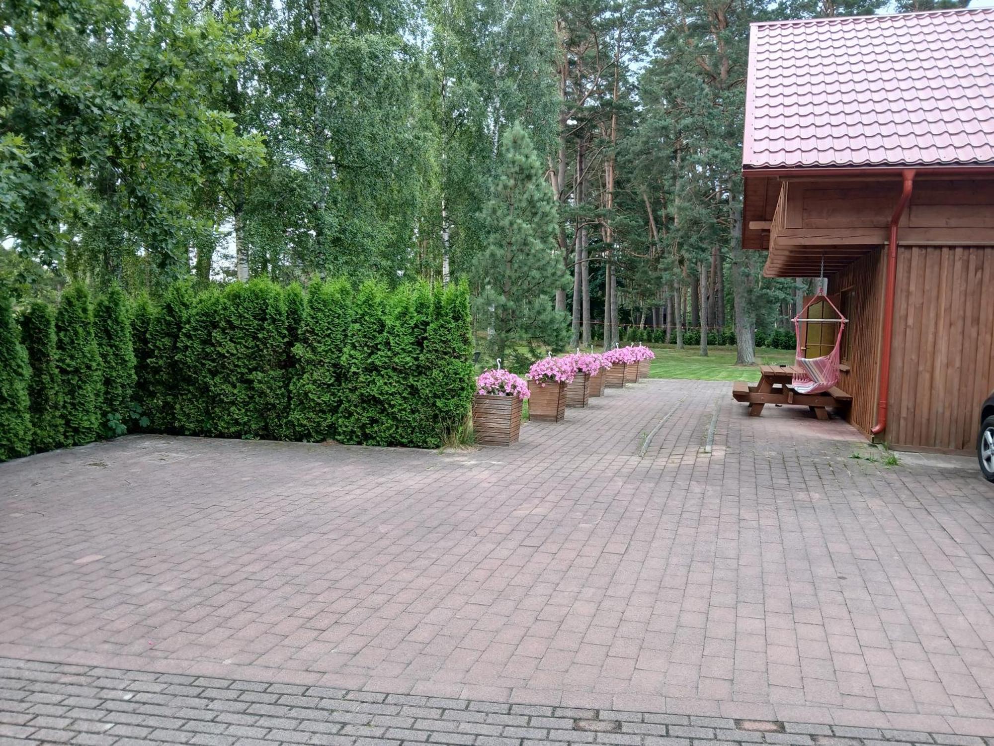Bernāti Guest House Vilcini מראה חיצוני תמונה